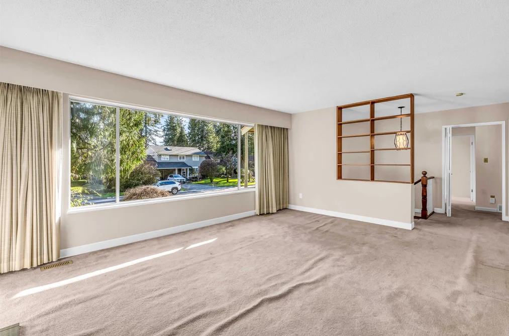 1110 LODGE ROAD, North Vancouver BC V7R 1W8, North Vancouver BC — Residential for Sale - Photo 5