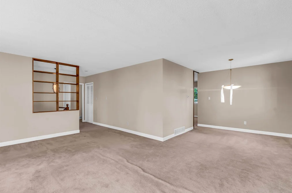1110 LODGE ROAD, North Vancouver BC V7R 1W8, North Vancouver BC — Residential for Sale - Photo 7