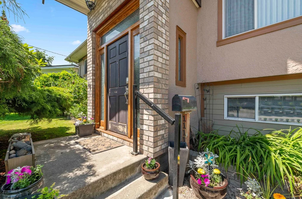 11113 81 AVENUE, Delta BC V4C 1Z3, Delta BC — Residential for Sale - Photo 3