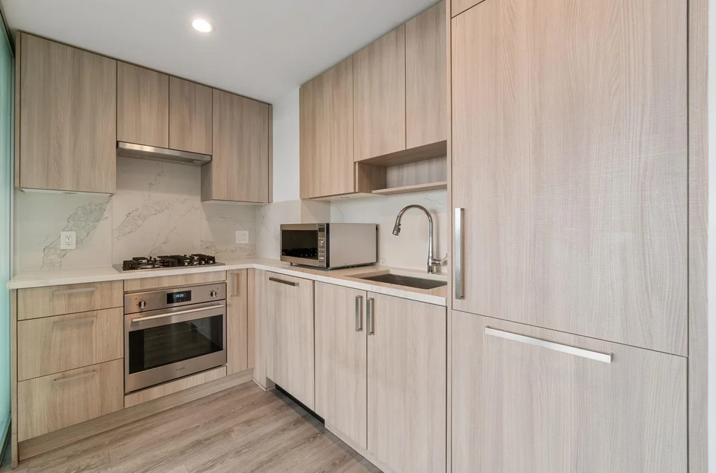 1112 13350 CENTRAL AVENUE, Surrey BC V3T 0S1, Surrey BC — Residential for Sale - Photo 3