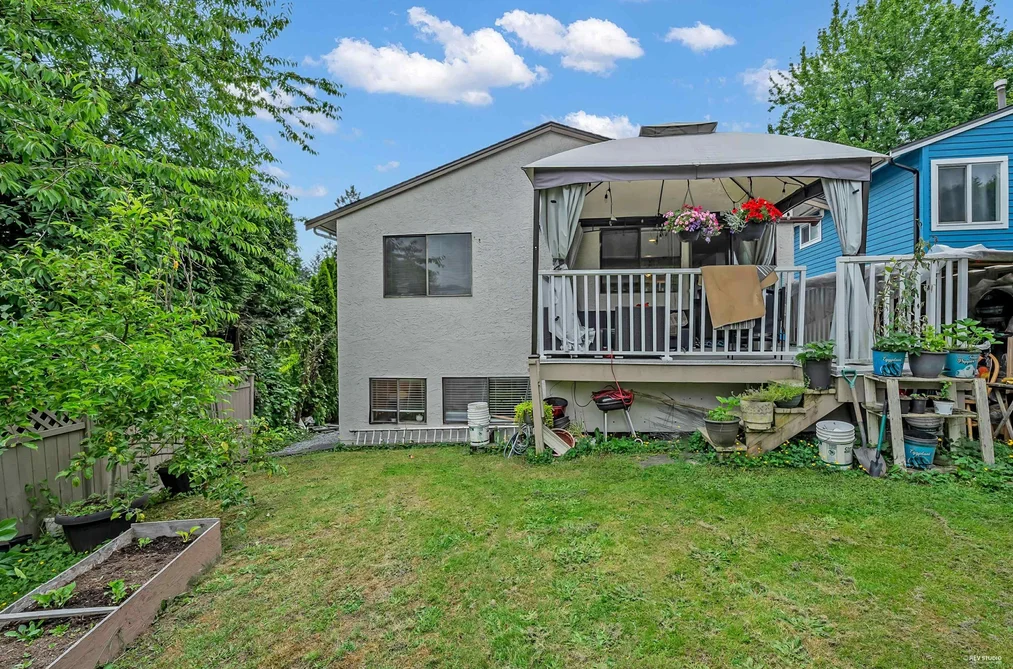 1112 HANSARD CRESCENT, Coquitlam BC V3C 4W7, Coquitlam BC — Residential for Sale - Photo 2