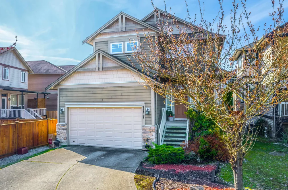 House for sale at 11125 234a Street Maple Ridge British Columbia - MLS: R3125179