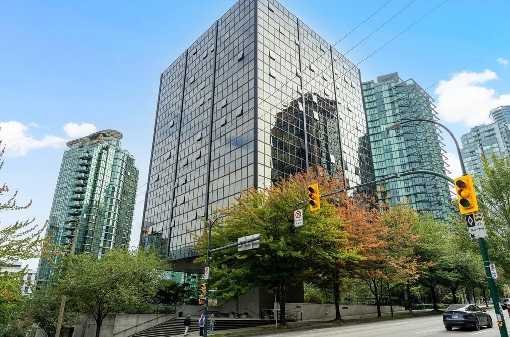 Condo for sale at 1113 1333 W Georgia Street Vancouver British Columbia - MLS: R3163193
