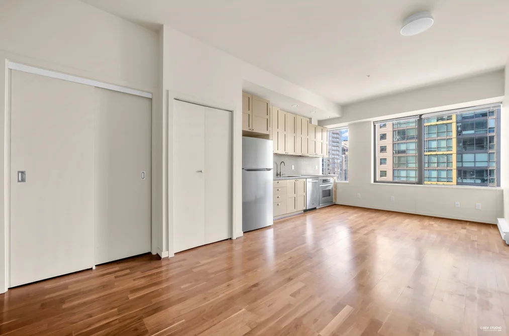 Condo for sale at 1113 1333 W Georgia Street Vancouver British Columbia - MLS: R3108038