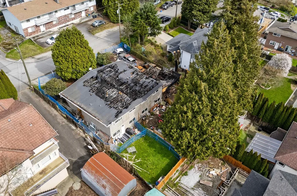 1114 HACHEY AVENUE, Coquitlam BC V3K 2H4, Coquitlam BC — Residential for Sale - Photo 2