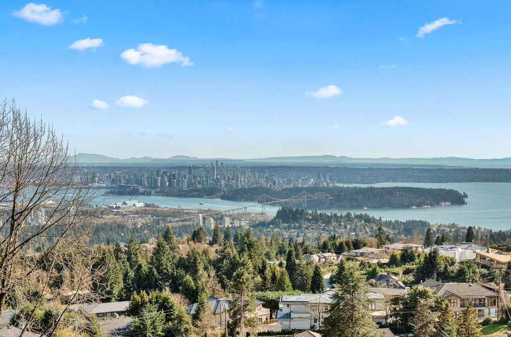 House for sale at 1114 Millstream Road West Vancouver British Columbia - MLS: R3127336