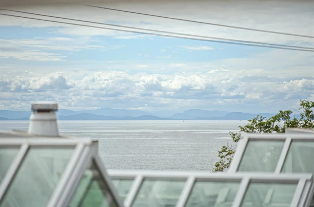 1115 Elm Street, White Rock, BC - Townhouse for Sale - Photo 18 of 35 1115 Elm Street, White Rock, BC - Townhouse for Sale - Photo 18 of 35