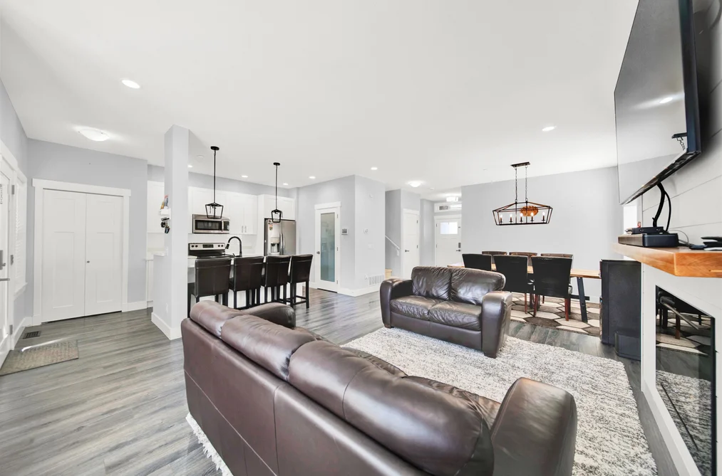11155 240 STREET, Maple Ridge BC V2W 0H7, Maple Ridge BC — Residential for Sale - Photo 4