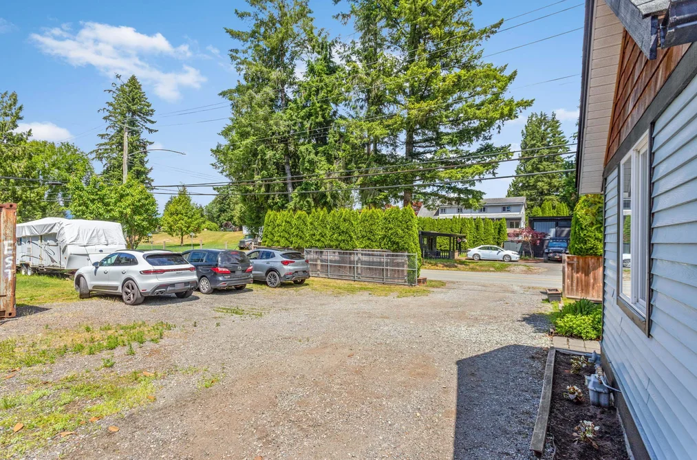11155 PRINCESS STREET, Maple Ridge BC V2X 1M8, Maple Ridge BC — Residential for Sale — Photo 5 of 17
