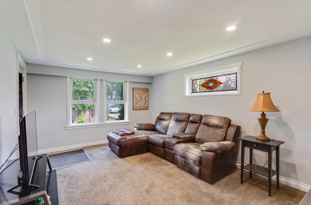 11155 PRINCESS STREET, Maple Ridge BC V2X 1M8, Maple Ridge BC — Residential for Sale — Photo 8 of 17