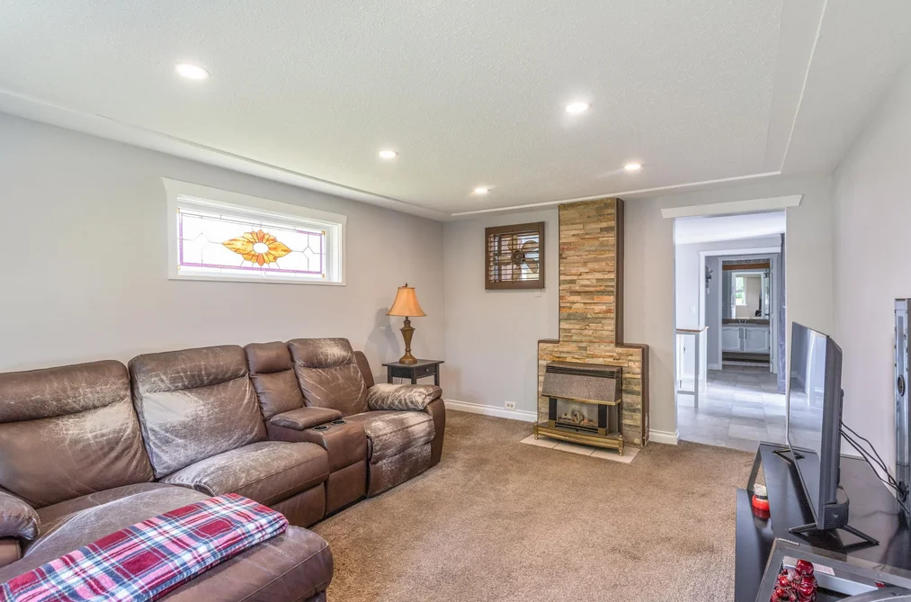 11155 PRINCESS STREET, Maple Ridge BC V2X 1M8, Maple Ridge BC — Residential for Sale — Photo 9 of 17
