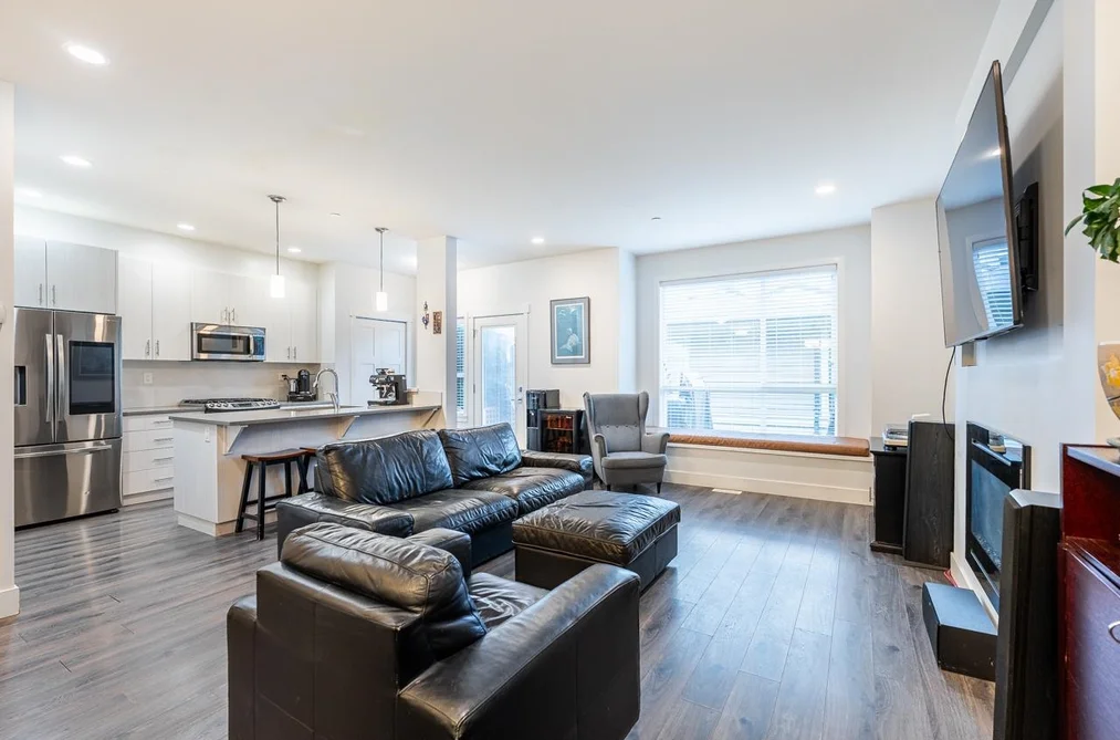 11167 240TH STREET, Maple Ridge BC V2W 0H7, Maple Ridge BC — Residential for Sale - Photo 4