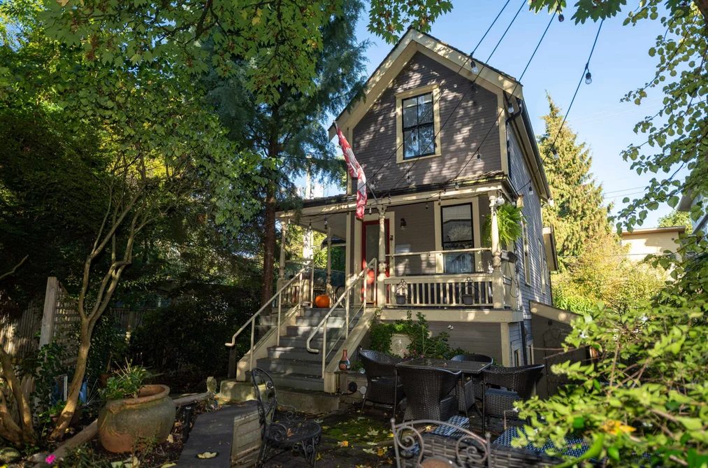 1117-1119 PENDRELL STREET, Vancouver BC V6E 1L3, Vancouver BC — Residential for Sale - Photo 2