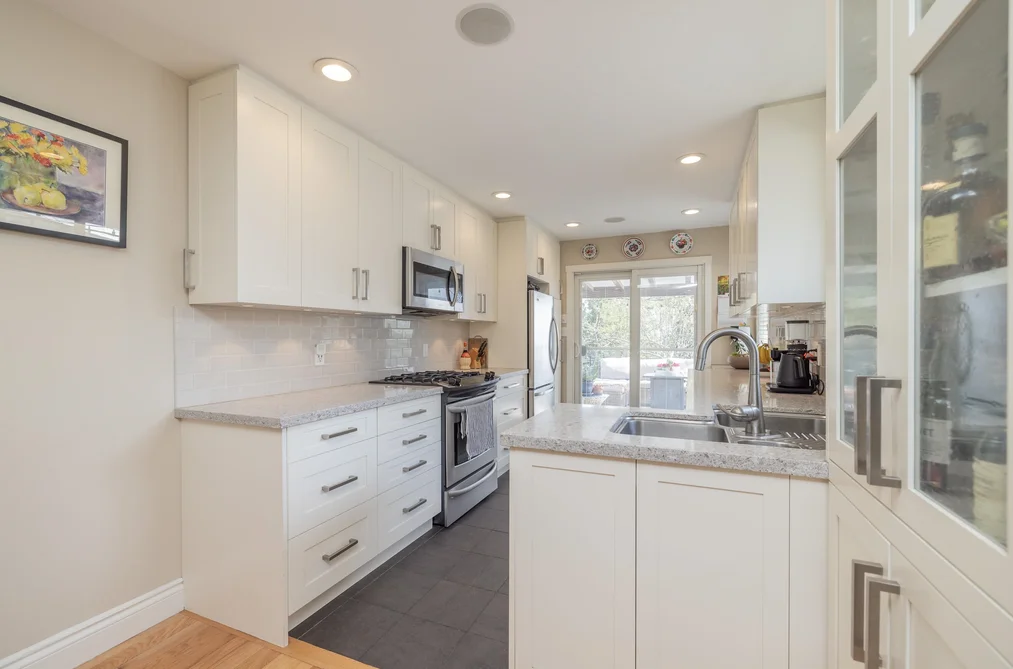 1119 CLOVERLEY STREET, North Vancouver BC V7L 1N7, North Vancouver BC — Residential for Sale - Photo 6