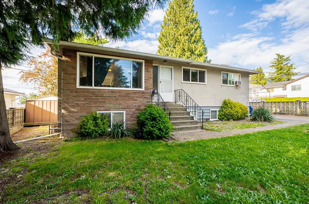 11191 90 AVENUE, Surrey BC V4C 3H1, Surrey BC — Residential for Sale - Photo 2