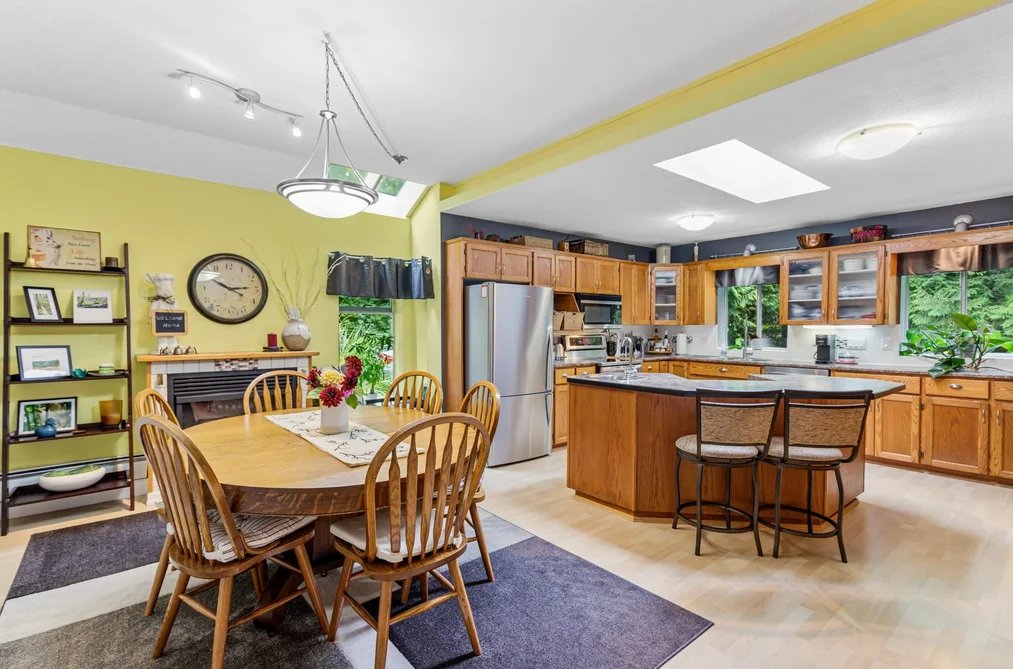 11193 284 STREET, Maple Ridge BC V2W 1L8, Maple Ridge BC — Residential for Sale - Photo 4