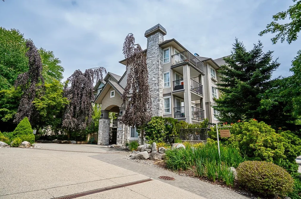 Condo for sale at 112 1150 E 29th Street North Vancouver British Columbia - MLS: R3150246