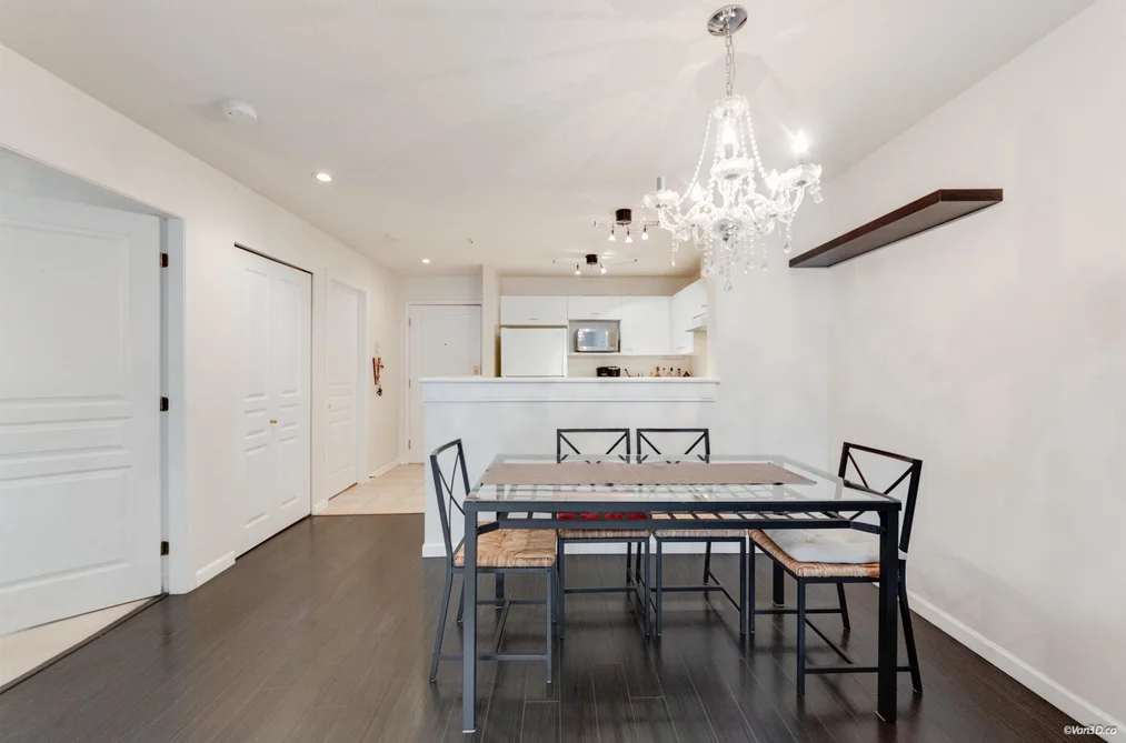112 1242 TOWN CENTRE BOULEVARD, Coquitlam BC V3B 7R6, Coquitlam BC — Residential for Sale - Photo 2