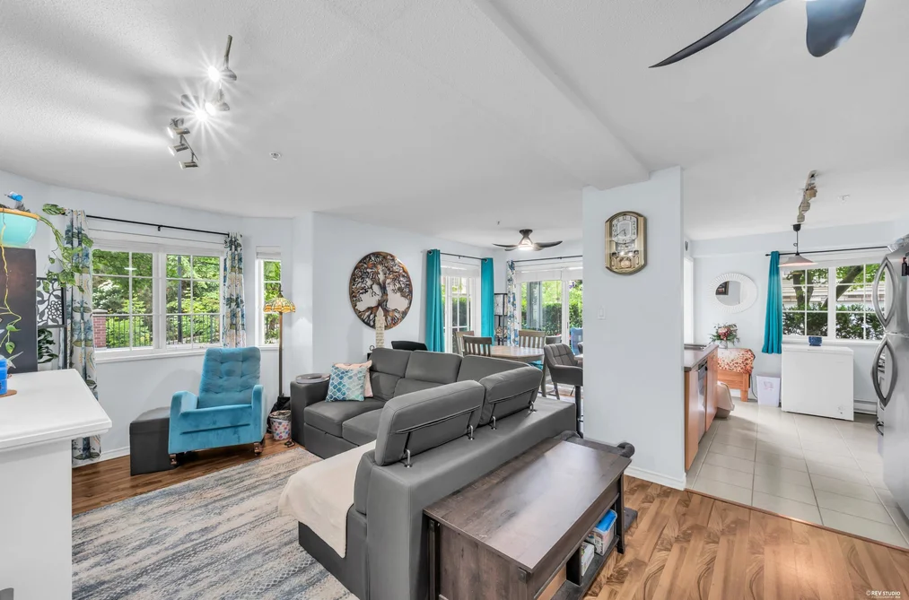 Condo for sale at 112 14877 100 Avenue Surrey British Columbia - MLS: R3133335