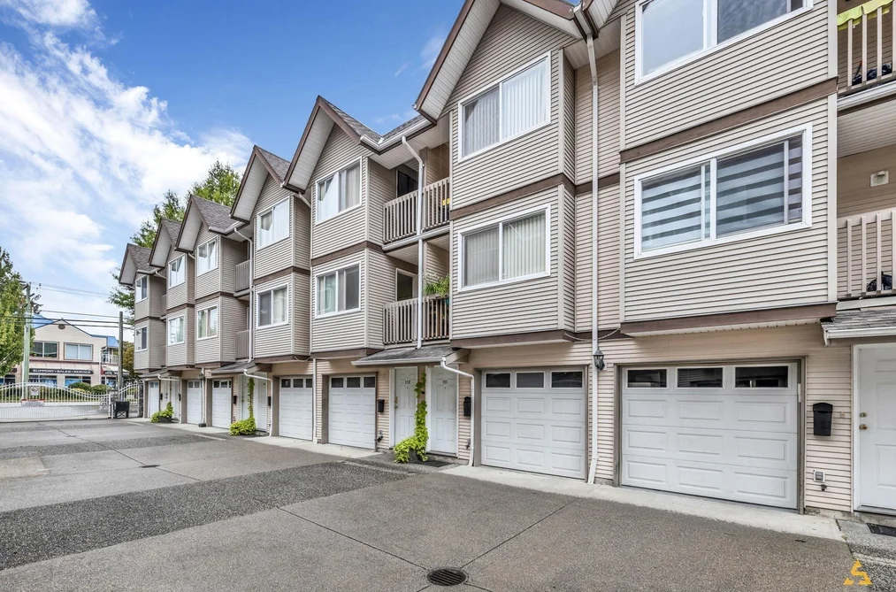 112 19700 56 AVENUE, Langley BC V3A 3X6, Langley BC — Residential for Sale - Photo 2