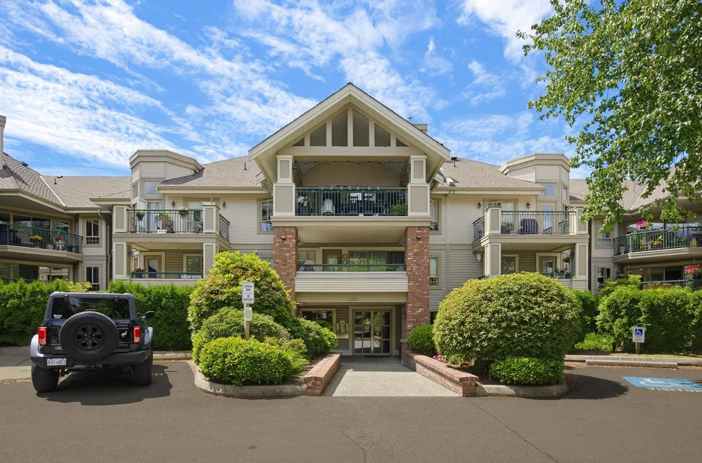 112 22015 48 AVENUE, Langley BC V3A 8L3, Langley BC — Residential for Sale - Photo 2