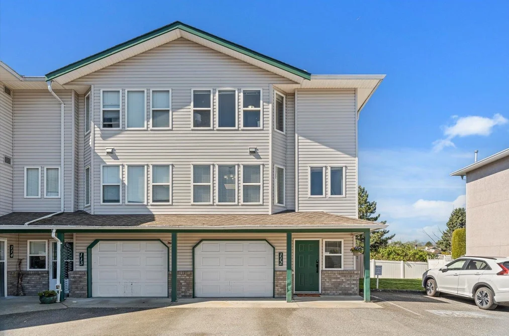 Townhouse for sale at 112 5765 Vedder Road Chilliwack British Columbia - MLS: R3126971