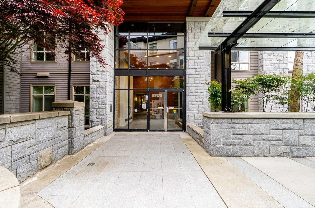 Condo for sale at 112 5779 Birney Avenue Vancouver British Columbia - MLS: R3153328