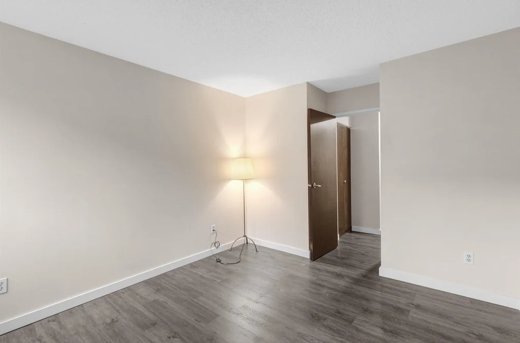 1121 HOWIE AVENUE, Coquitlam BC V3J 1T9, Coquitlam BC — Residential for Sale - Photo 2