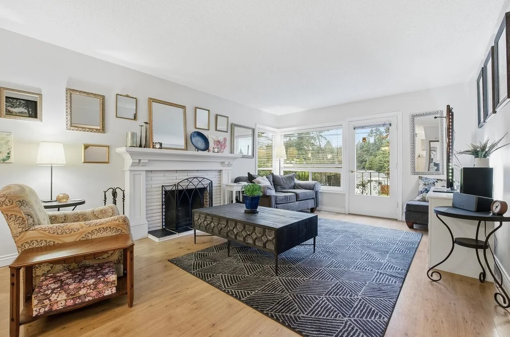 11220 LANSDOWNE DRIVE, Surrey BC V3R 4Z7, Surrey BC — Residential for Sale - Photo 2