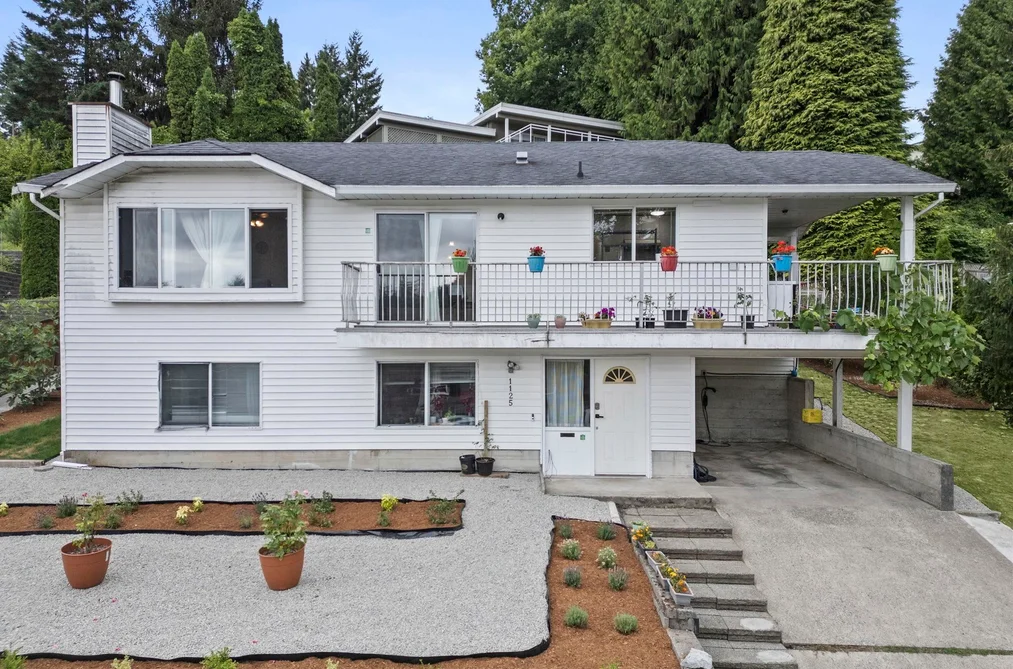 House for sale at 1125 Cecile Drive Port Moody British Columbia - MLS: R3151225