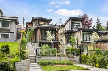 1126 Heywood St, North Vancouver, BC - MLS: R3162163