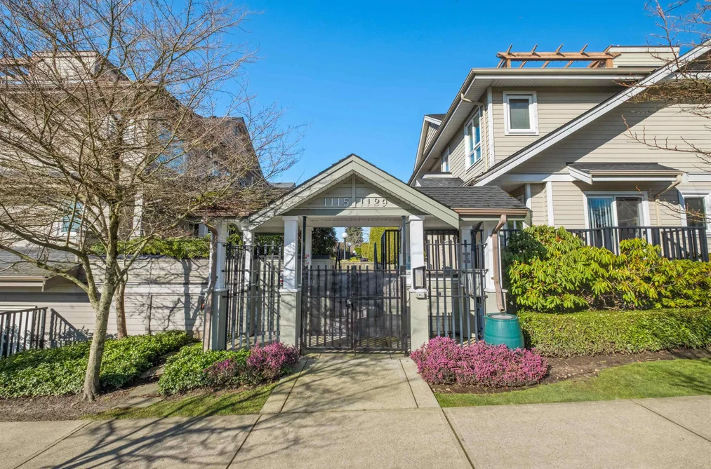 Townhouse for sale at 1127 St. Andrews Avenue North Vancouver British Columbia - MLS: R3119067