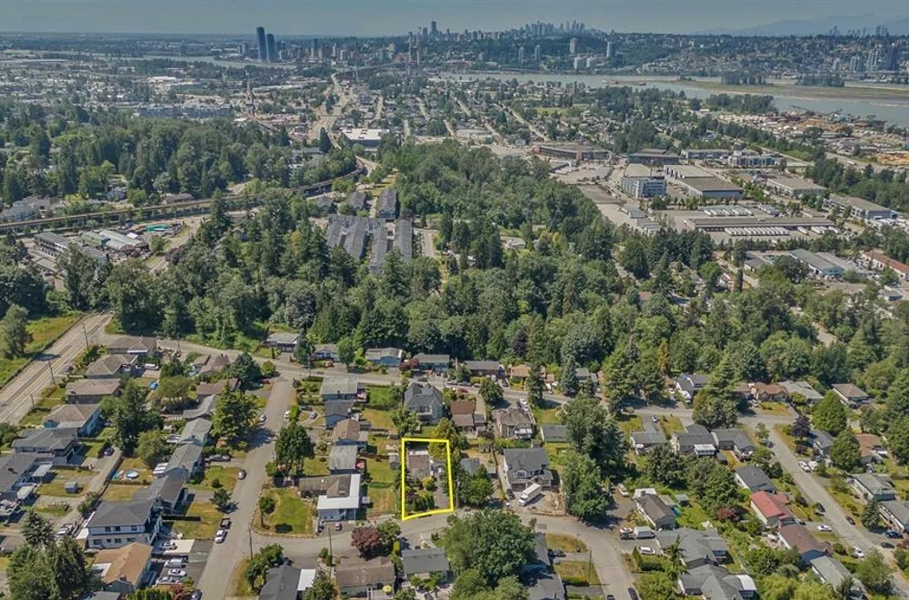 11277 134 ST STREET, Surrey BC V3R 2Z2, Surrey BC — Residential for Sale - Photo 4