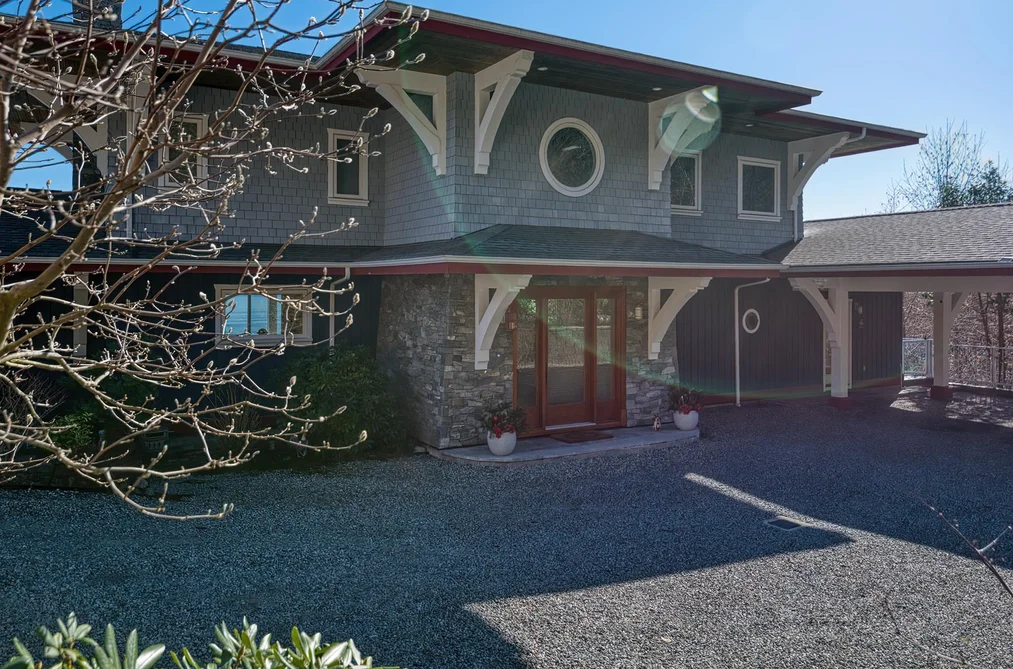 1128 TWIN ISLE DRIVE, Gibsons BC V0N 1V1, Gibsons BC — Residential for Sale - Photo 2