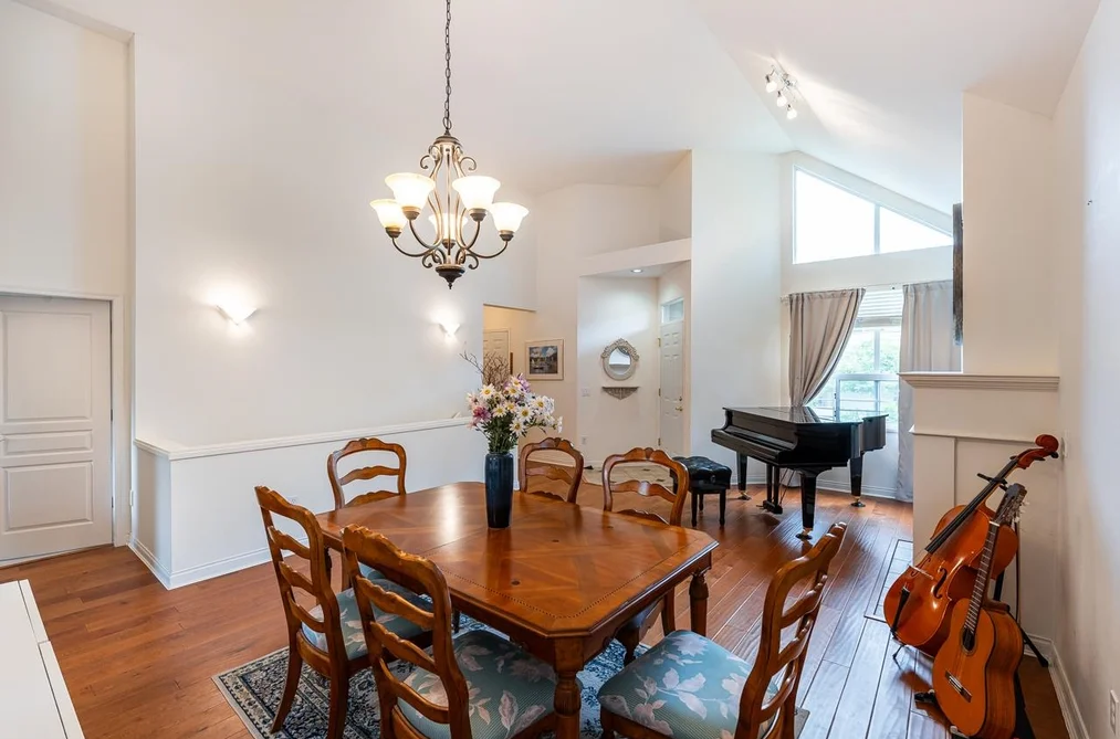 113 1465 PARKWAY BOULEVARD, Coquitlam BC V3E 3E6, Coquitlam BC — Residential for Sale — Photo 6 of 35