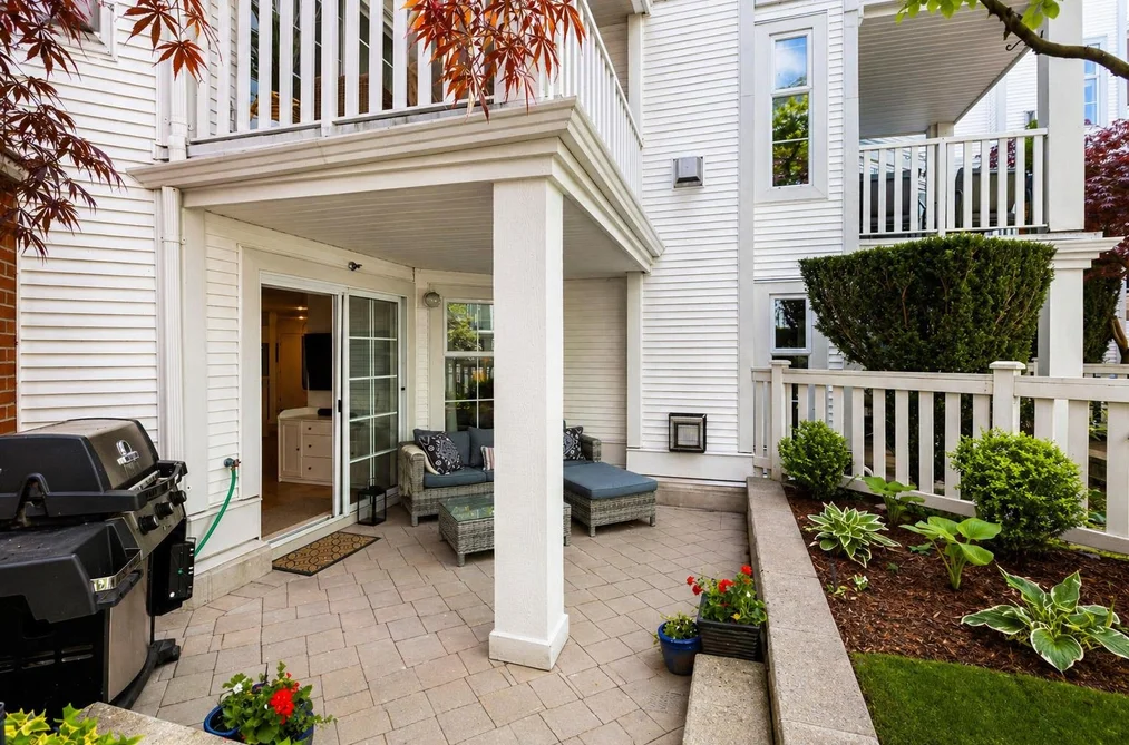 113 147 E 1ST STREET, North Vancouver BC V7L 1B2, North Vancouver BC — Residential for Sale - Photo 3