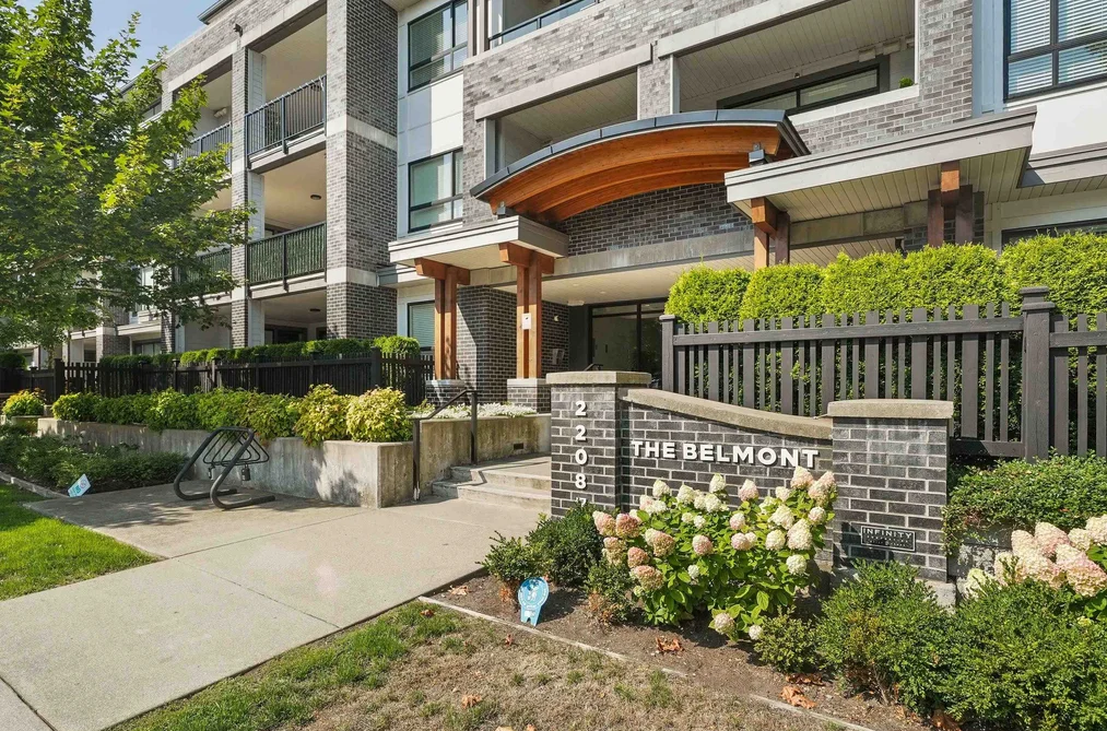 Condo for sale at 113 22087 49 Avenue Langley British Columbia - MLS: R3166326