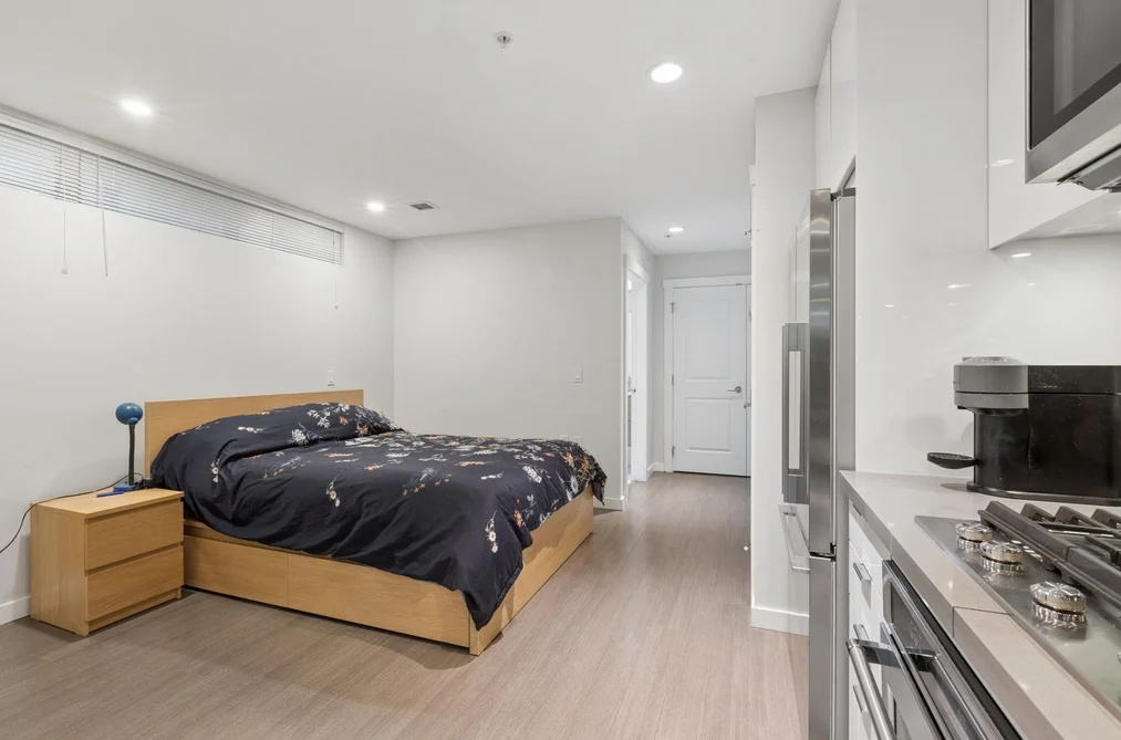 113-277 W 1st Street, North Vancouver, BC - Condo for Sale - Photo 11 of 35 113-277 W 1st Street, North Vancouver, BC - Condo for Sale - Photo 11 of 35