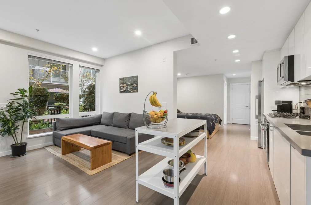 113-277 W 1st Street, North Vancouver, BC - Condo for Sale - Photo 6 of 35 113-277 W 1st Street, North Vancouver, BC - Condo for Sale - Photo 6 of 35