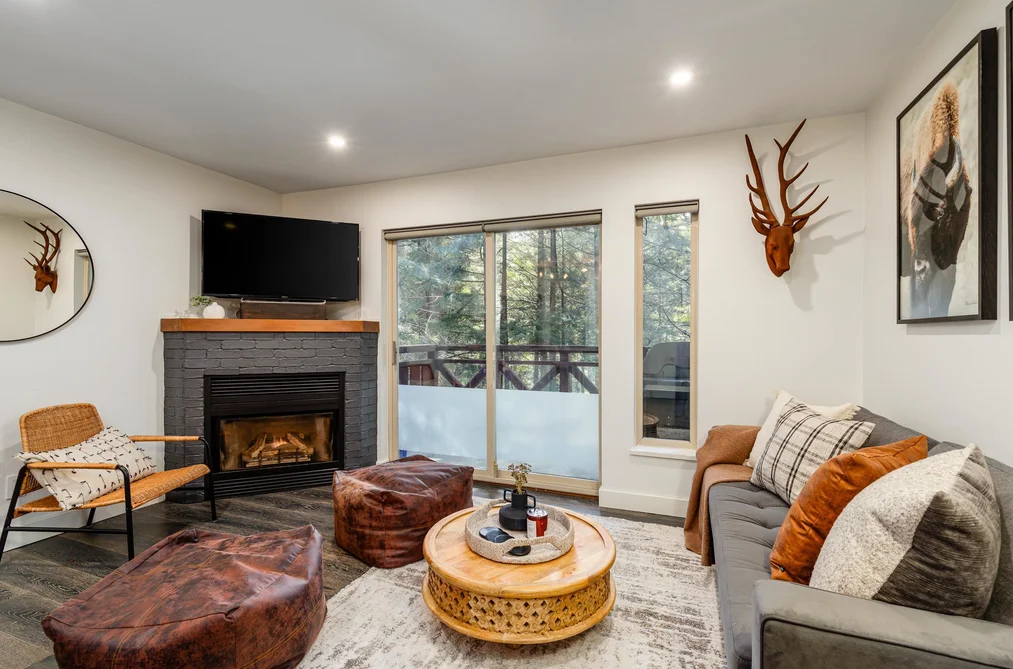 Townhouse for sale at 113 3070 Hillcrest Drive Whistler British Columbia - MLS: R3122298