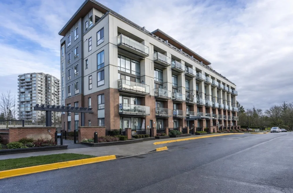 Condo for sale at 113 3080 Gladwin Road Abbotsford British Columbia - MLS: R3124118