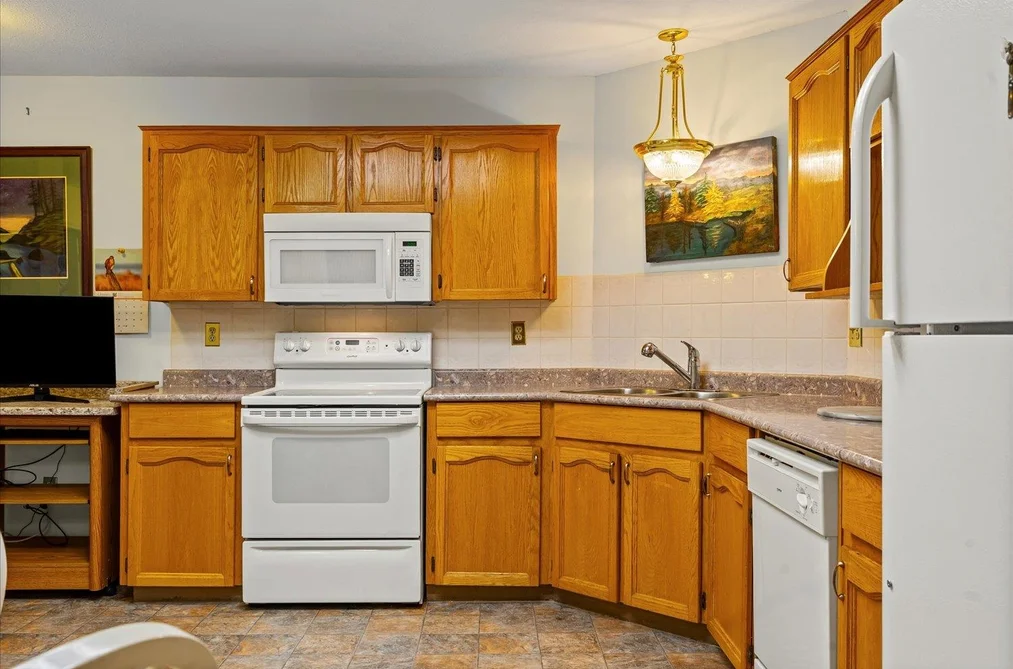 113 33030 GEORGE FERGUSON WAY, Abbotsford BC V2S 6Y2, Abbotsford BC — Residential for Sale - Photo 6