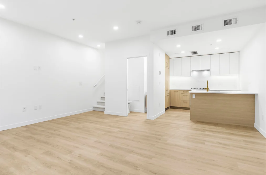 113 390 GUILBY STREET, Coquitlam BC V3K 0J8, Coquitlam BC — Residential for Sale - Photo 6