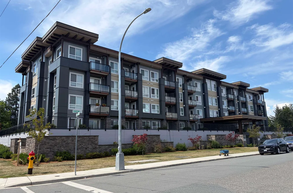 Condo for sale at 113 9450 Robson Street Chilliwack British Columbia - MLS: R3139610