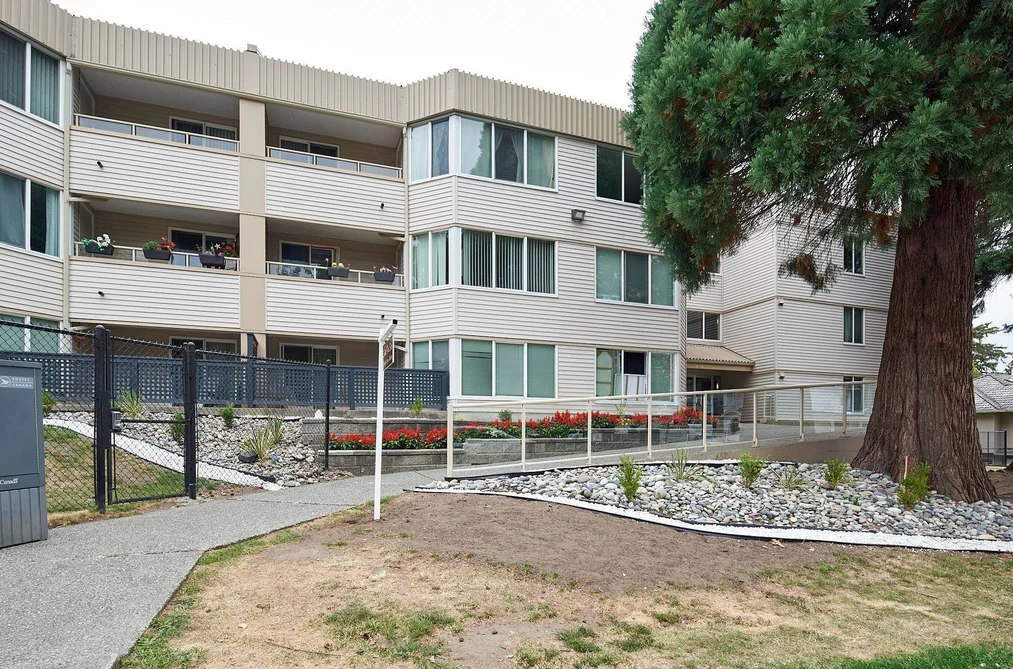 Condo for sale at 113 9635 121 Street Surrey British Columbia - MLS: R3111056