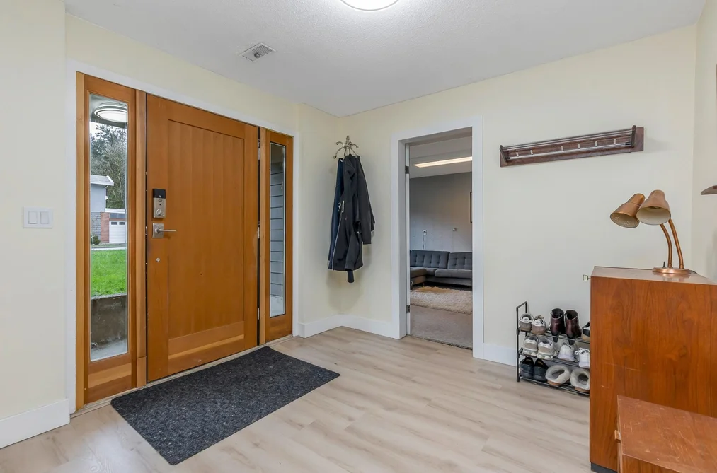 1130 BLUE HERON CRESCENT, Port Coquitlam BC V3B 1X1, Port Coquitlam BC — Residential for Sale - Photo 4