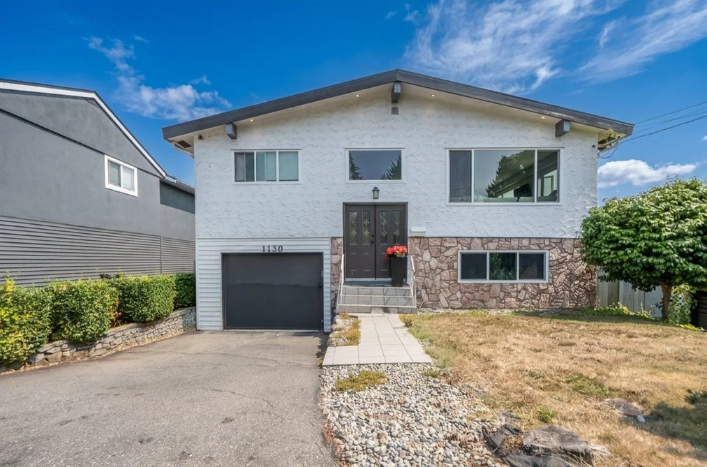 House for sale at 1130 Maple Street White Rock British Columbia - MLS: R3165084