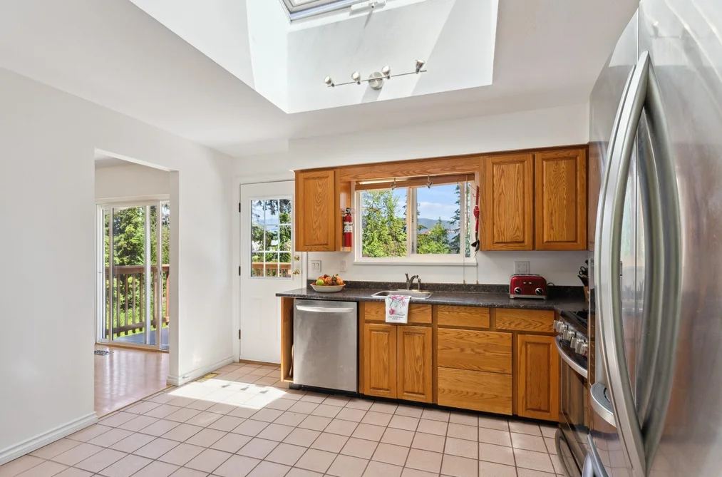 1130 TUXEDO DRIVE, Port Moody BC V3H 1L4, Port Moody BC — Residential for Sale - Photo 6