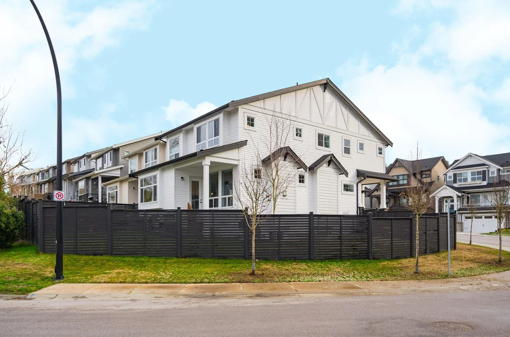 11315 230 STREET, Maple Ridge BC V2X 9S6, Maple Ridge BC — Residential for Sale - Photo 4
