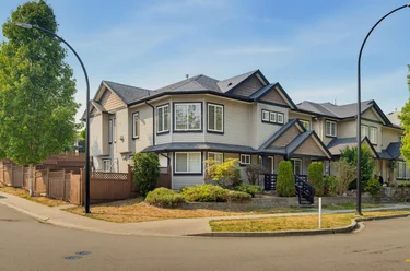11335 Creekside St, Maple Ridge, BC - MLS: R3176814
